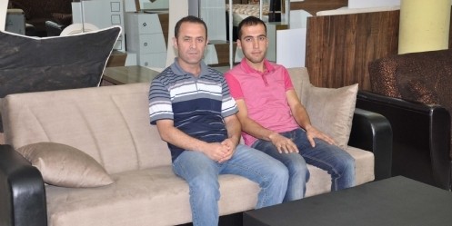 Engelli çifte ev eşyası yardımı