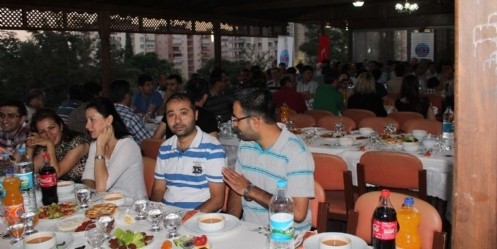 Memur-Sen İftarda Bir Araya Geldi