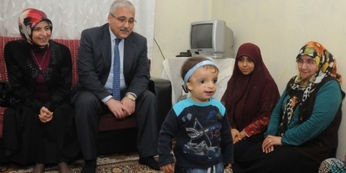 İşitme cihazı çalınan çocuğa yeni cihaz alındı
