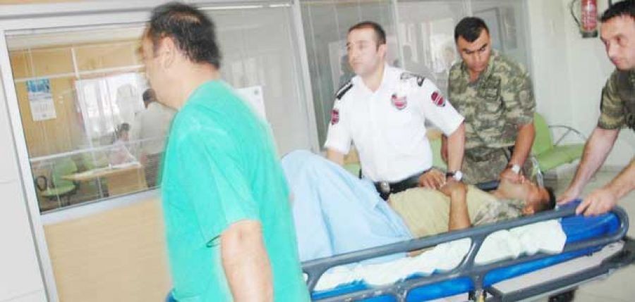 Askeri araca mayınlı saldırı: 3 asker yaralı