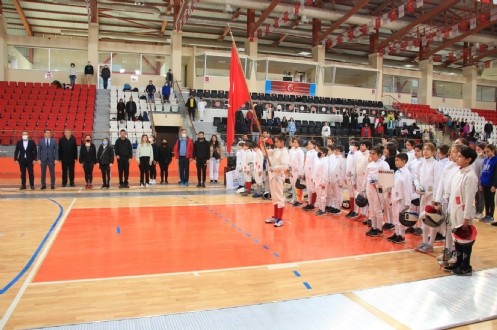 Okul Sporları Eskrim Türkiye Birinciliği Müsabakaları Tamamlandı