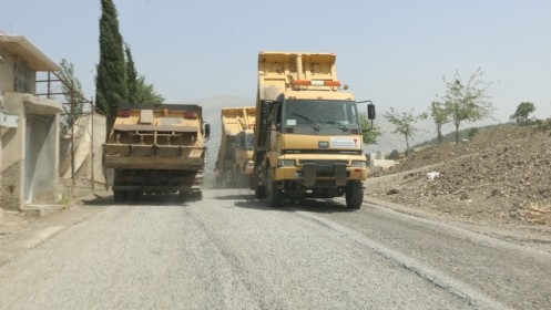 Elmalar`ın Yol Sorunu Büyükşehir`le Çözülüyor