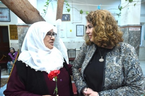 Vali Coşkun`dan Çocuk Evi ve Huzurevine Bayram Ziyareti