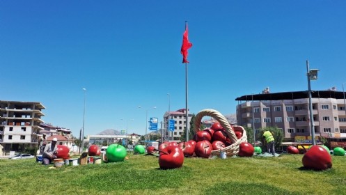 Kavşaklarda Bakım Çalışmaları Devam Ediyor