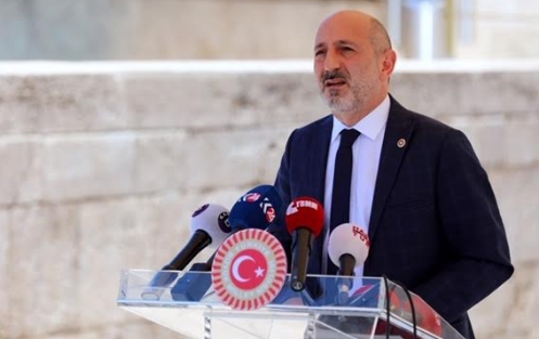 Öztunç: İsyan Ediyorum