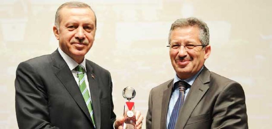 Onur Ödülü Başbakan Erdoğan?a verildi