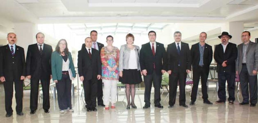 Zirve yeni bir anlaşmaya daha imza attı