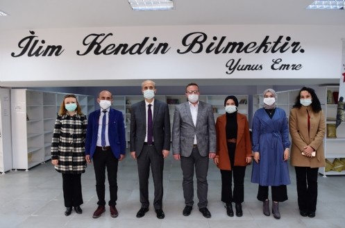 Başkan Okay ``Gençlerimizin Her Zaman Yanındayız``
