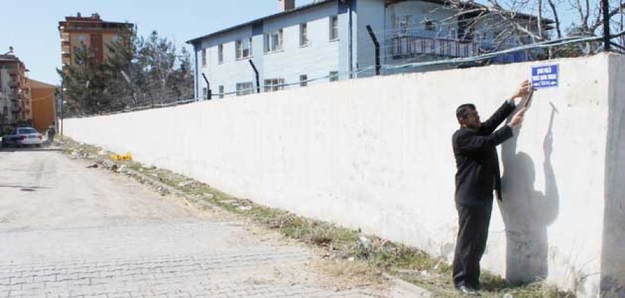 Şehit polis memurunun ismi sokağa verildi 