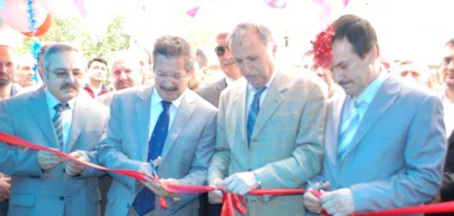 Hayır Pazarı Açıldı